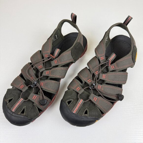 EUC Keen Clearwater CNX Sandals in the Raven/Tortoise Shell Colorway main image 8